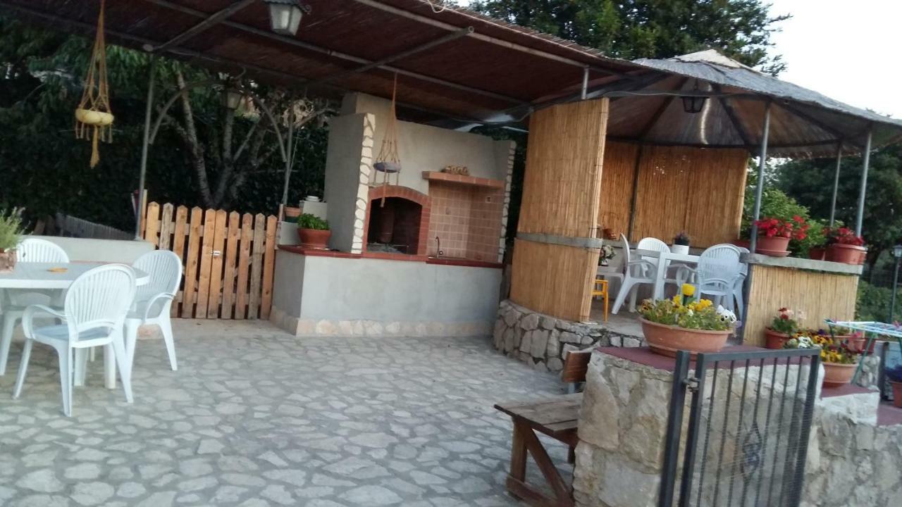 B&B La Vecchia Scuola Sonnino Exterior foto